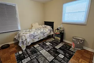 220 Mulberry Ln, Elk Grove Village, IL 60007 - Photo 6