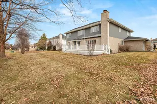 8146 Hampton Dr, Woodridge, IL 60517 - Photo 34