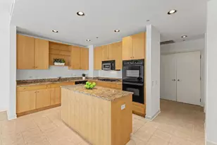 445 E North Water St, Chicago, IL 60611 - Photo 10