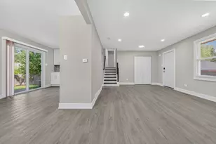 21706 Gailene Ave, Sauk Village, IL 60411 - Photo 8