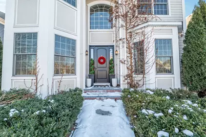 749 E Sunnyside Avenue, Libertyville, IL 60048 - Photo 4