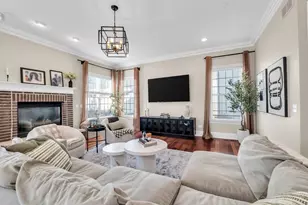 749 E Sunnyside Ave, Libertyville, IL 60048 - Photo 20