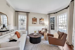 749 E Sunnyside Ave, Libertyville, IL 60048 - Photo 6