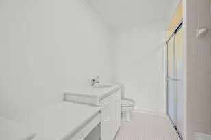 1125 Lake Cook Rd, Northbrook, IL 60062 - Photo 12