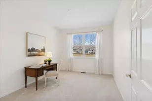 2334 Meadowcroft Ln, Grayslake, IL 60030 - Photo 10