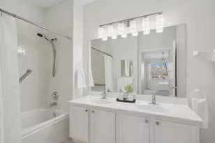 2334 Meadowcroft Ln, Grayslake, IL 60030 - Photo 16