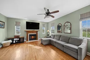 3912 Pathfinder Ln, Joliet, IL 60435 - Photo 4