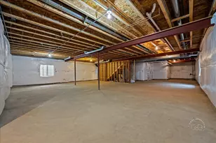 2843 Hillcrest Cir, Naperville, IL 60564 - Photo 32