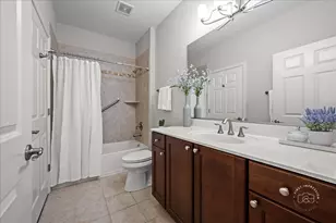 2843 Hillcrest Cir, Naperville, IL 60564 - Photo 30