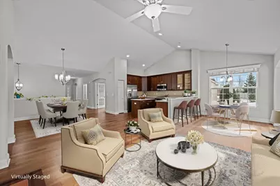 2843 Hillcrest Circle, Naperville, IL 60564 - Photo 4