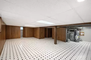 17125 Cregier Ave, South Holland, IL 60473 - Photo 20