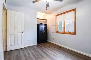 1030 Surrey Ct, Joliet, IL 60431 - Photo 16