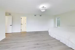 8S510 Oxford Ln, Naperville, IL 60565 - Photo 22