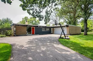 [Address not provided], Highland Park, IL 60035 - Photo 2