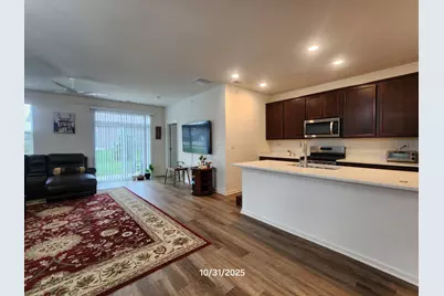 242 Sussex Lane, North Aurora, IL 60542 - Photo 10