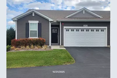 242 Sussex Lane, North Aurora, IL 60542 - Photo 2