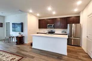 242 Sussex Ln, North Aurora, IL 60542 - Photo 8