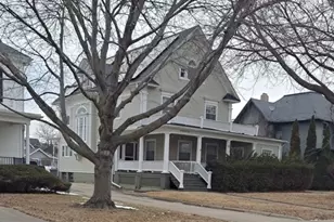 216 E Cleveland St, Spring Valley, IL 61362 - Photo 1