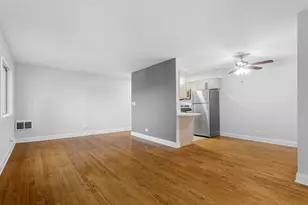 7545 N Winchester Ave, Chicago, IL 60626 - Photo 6