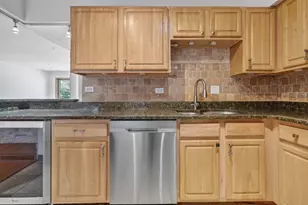 3000 Bayside Dr, Palatine, IL 60074 - Photo 4