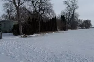 4103 E Oaks Rd, Urbana, IL 61802 - Photo 2