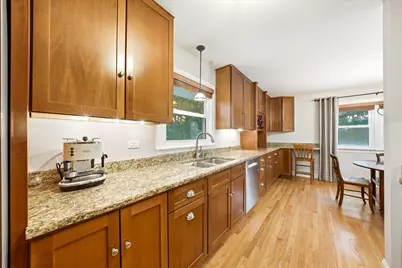 235 Cumnor Avenue, Glen Ellyn, IL 60137 - Photo 12