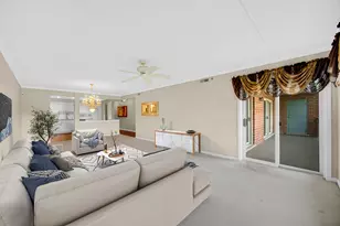 730 Creekside Dr, Mount Prospect, IL 60056 - Photo 12