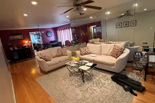 8800 S Merrill Ave, Chicago, IL 60617 - Photo 10