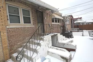 8800 S Merrill Ave, Chicago, IL 60617 - Photo 6