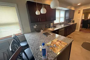 8800 S Merrill Ave, Chicago, IL 60617 - Photo 20