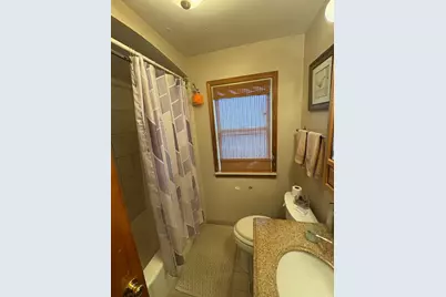 8800 S Merrill Avenue, Chicago, IL 60617 - Photo 16