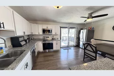 543 Ridge Circle, Streamwood, IL 60107 - Photo 8