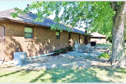 310 Carriage Drive, Morris, IL 60450 - Photo 4