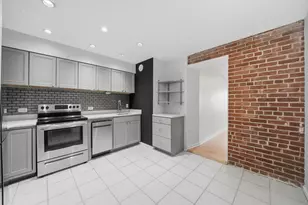 40 E 9th St, Chicago, IL 60605 - Photo 2