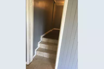 393 Wellington Avenue #1, Elgin, IL 60120 - Photo 2