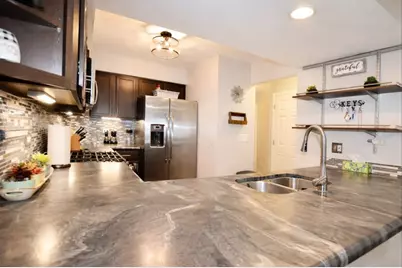 1716 Pine Street, McHenry, IL 60051 - Photo 6