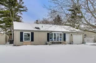 440 W Meadow Ave, Lombard, IL 60148 - Photo 1