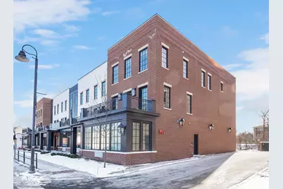 225 Burlington Avenue #TH1, Clarendon Hills, IL 60514 - Photo 2