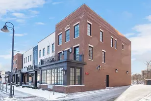 225 Burlington Ave, Clarendon Hills, IL 60514 - Photo 2