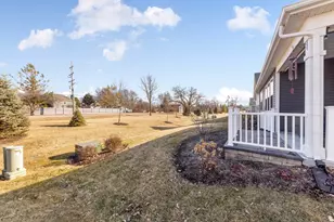 1013 Fitzwilliam Wy, North Aurora, IL 60542 - Photo 42