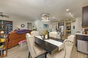 1013 Fitzwilliam Wy, North Aurora, IL 60542 - Photo 14