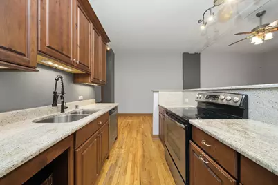 600 S Dearborn Street #311, Chicago, IL 60605 - Photo 4