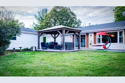 22115 Grenadier Drive, Marengo, IL 60152 - Photo 6