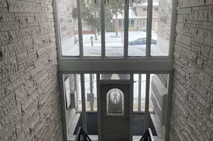 212 Collen Dr, Lombard, IL 60148 - Photo 4