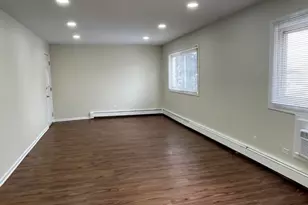 212 Collen Dr, Lombard, IL 60148 - Photo 12