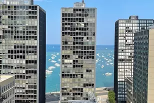 200 E Delaware Pl, Chicago, IL 60611 - Photo 24