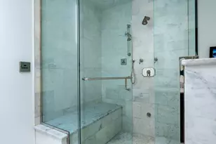 339 W Webster Ave, Chicago, IL 60614 - Photo 18