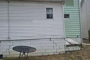 1115 14th St, Moline, IL 61265 - Photo 2
