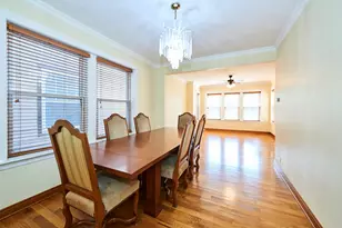 3222 W Warner Ave, Chicago, IL 60618 - Photo 4