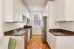 1340 W Greenleaf Ave, Chicago, IL 60626 - Photo 8